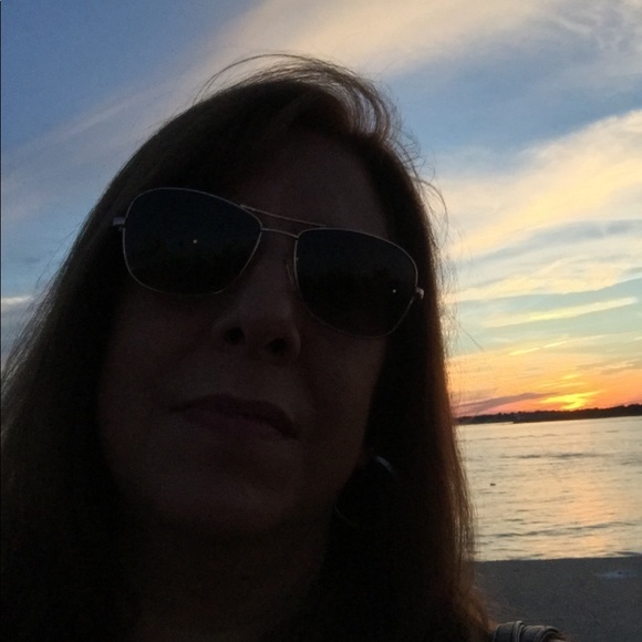 Meet your Posher, Susan - Picture 1 of 1